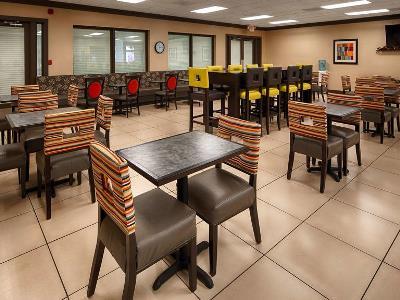 Western Airport 3* Greenville